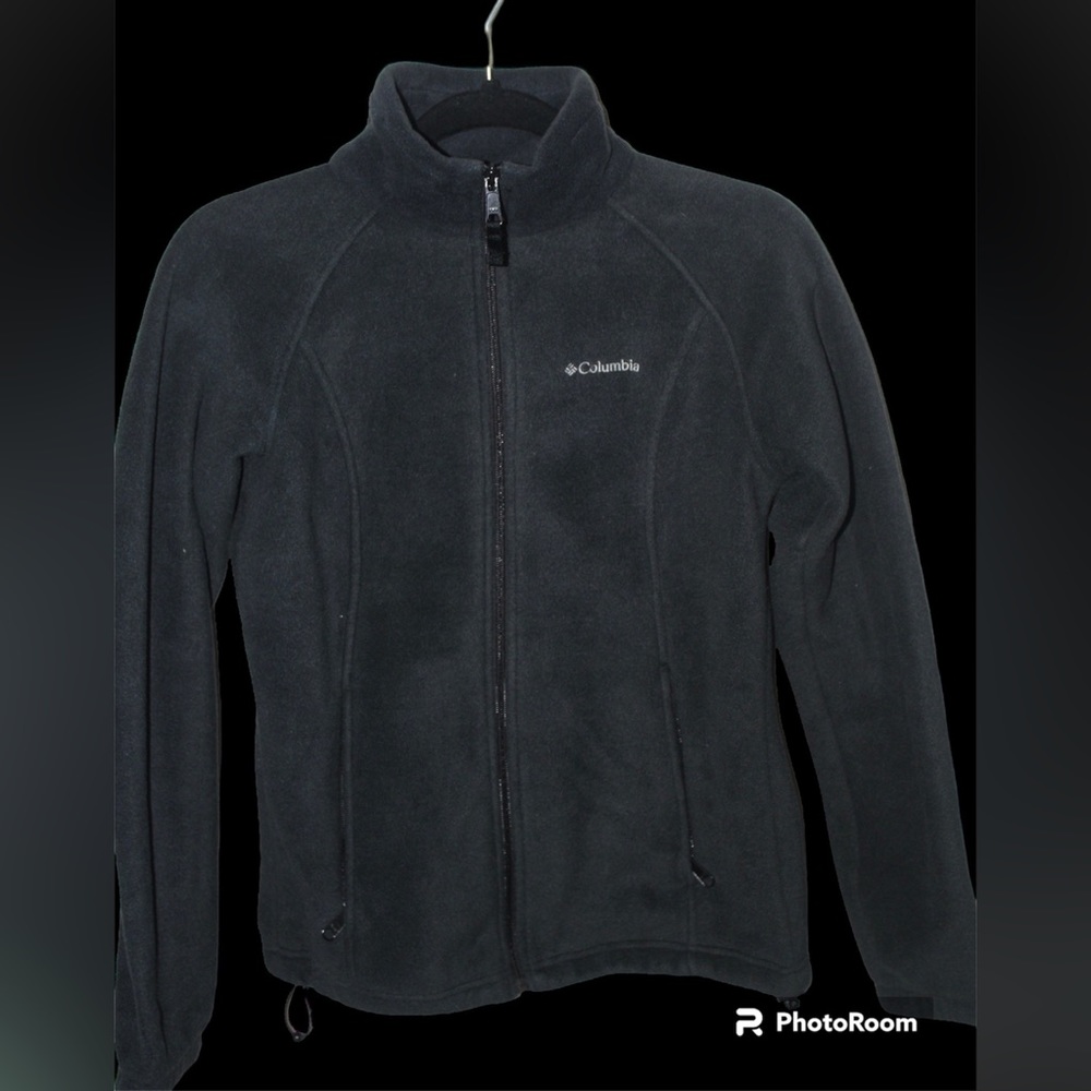Columbia women’s full zip black jacket size S rarely worn